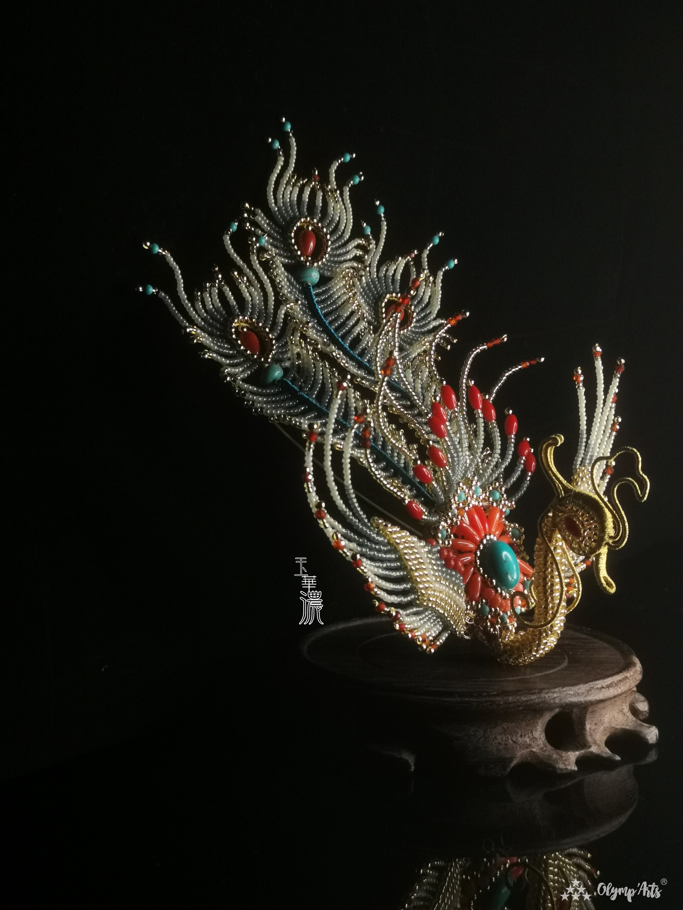 《丹卿多宝米珠凤发钗》设计 · 张宁
