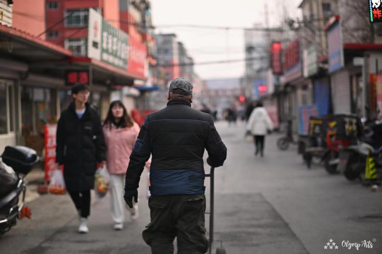 迷茫 · 王瑞